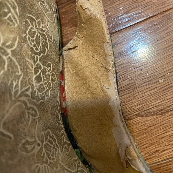 CLASSIFIED BLACK FLORAL WEDGES - Picture 7 of 8